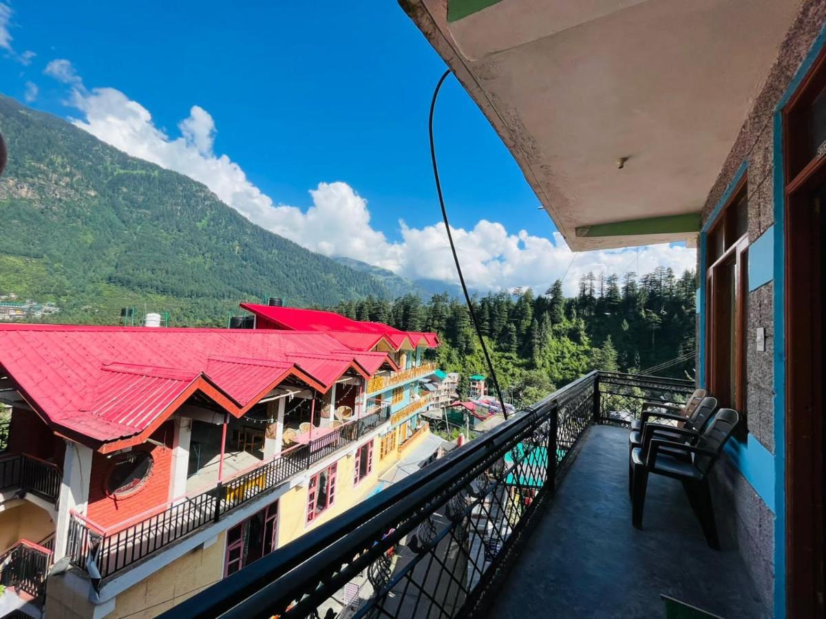 Non Stop Cafe Hostel & Stay Manāli Esterno foto
